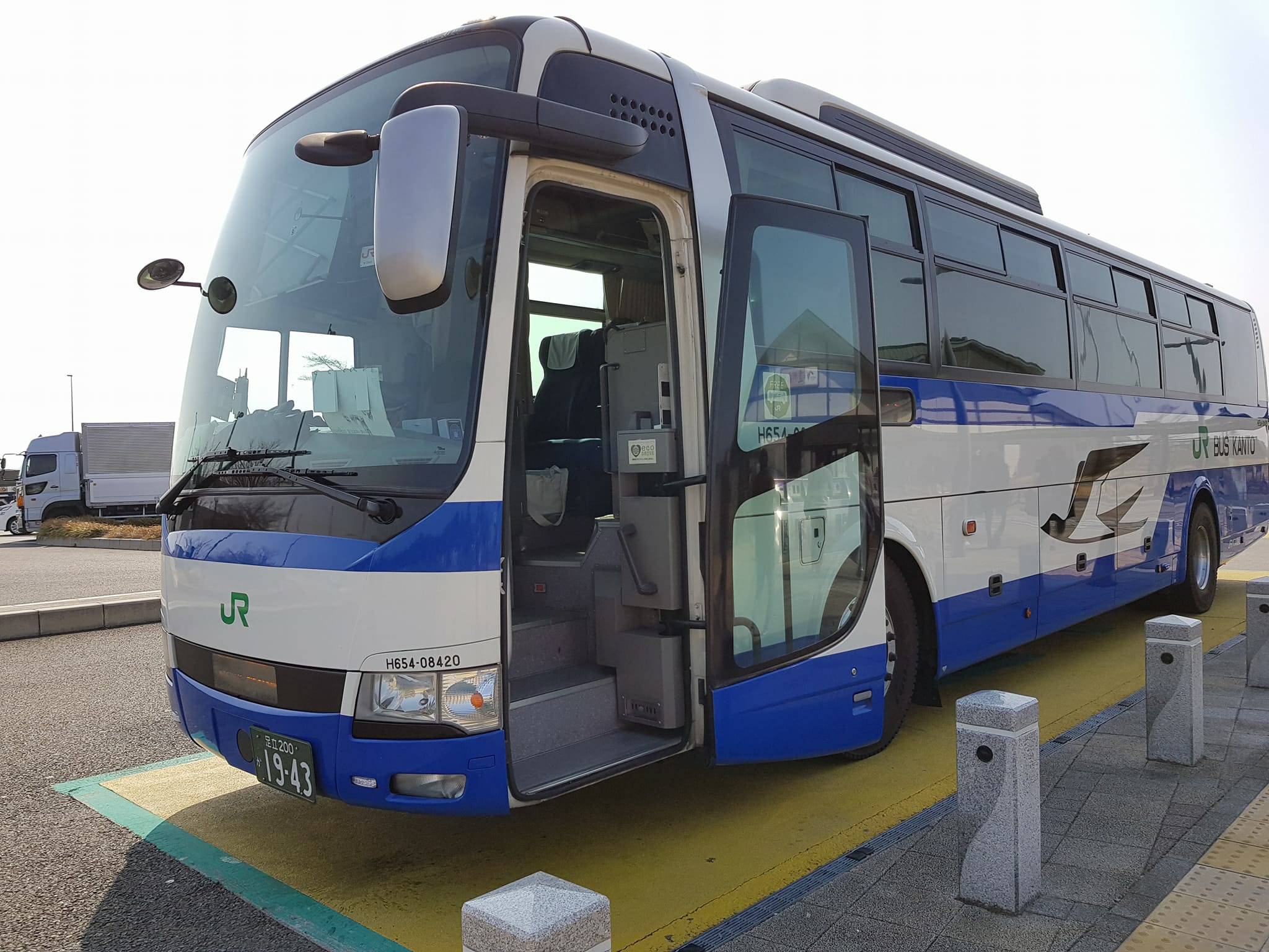 東京 名古屋間ｊｒ高速バス 昼便 夜行 を格安にとる方法 ３６５日のお役立ち情報
