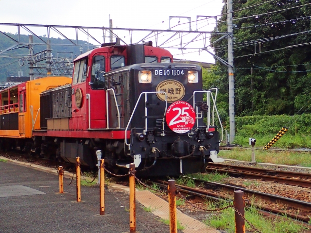 嵯峨野トロッコの当日券と発売開始時間 紅葉や桜の時期の対策は ３６５日のお役立ち情報