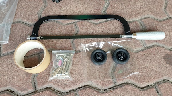 スーツケース　タイヤ交換　自分で